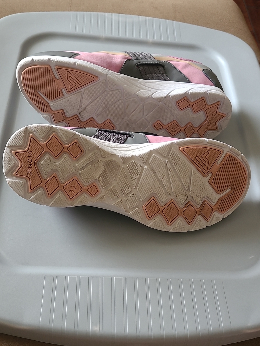Vionic Slip-On Athletic Sneakers in Pink, Gray & Cream Size 10 - Picture 5 of 13
